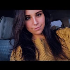 Meet your Posher, Daniella